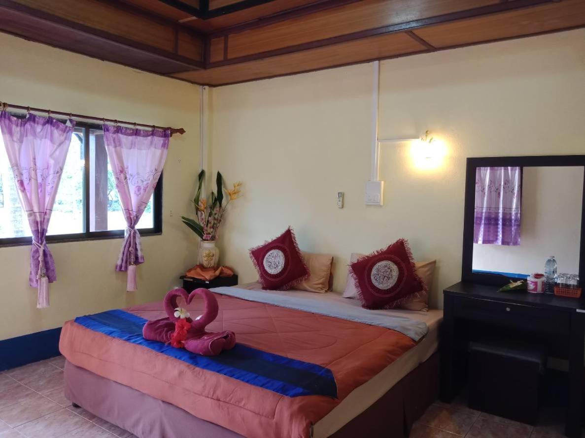 Lanta Sunmoon Bungalow Koh Lanta Ngoại thất bức ảnh