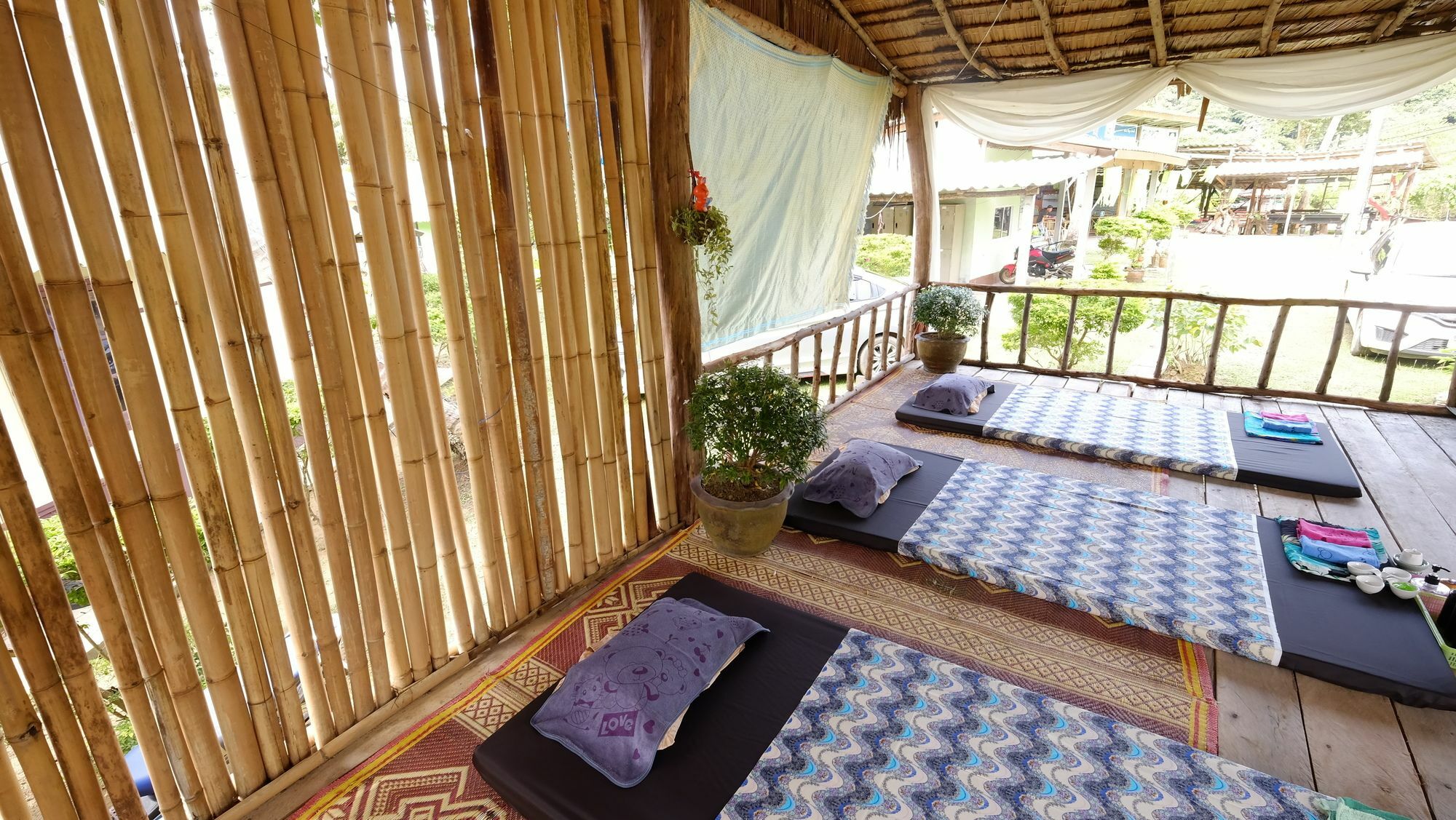 Lanta Sunmoon Bungalow Koh Lanta Ngoại thất bức ảnh